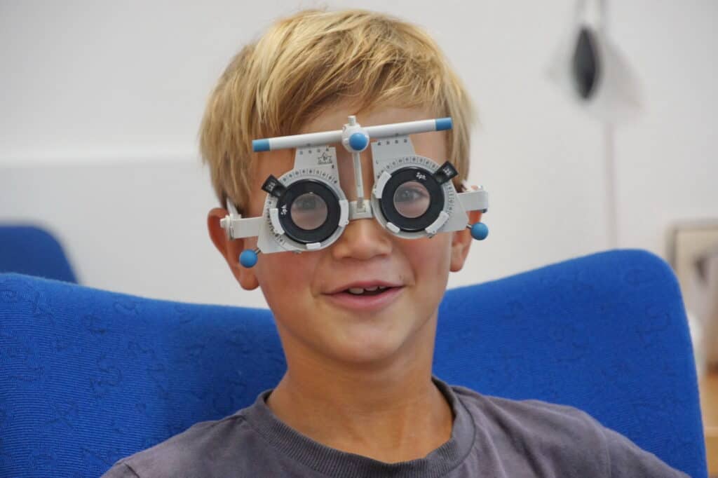 Sehtest-Kind Sehtest Kind